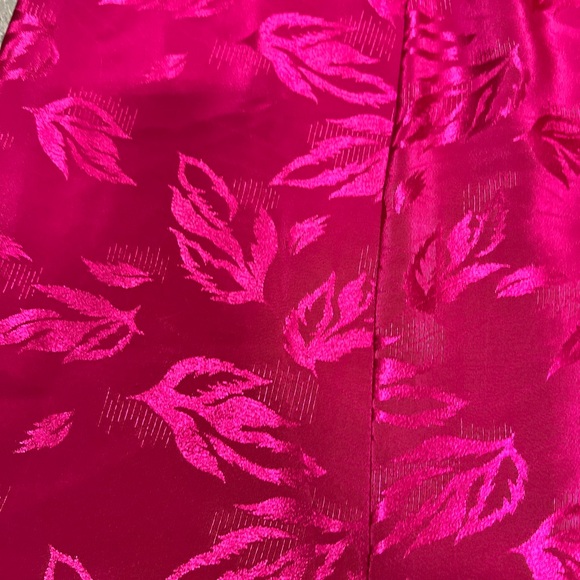 Vintage Hot Pink Leaf Print Skirt - Picture 10 of 10